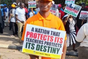 NUT Protest Kidnapped Children