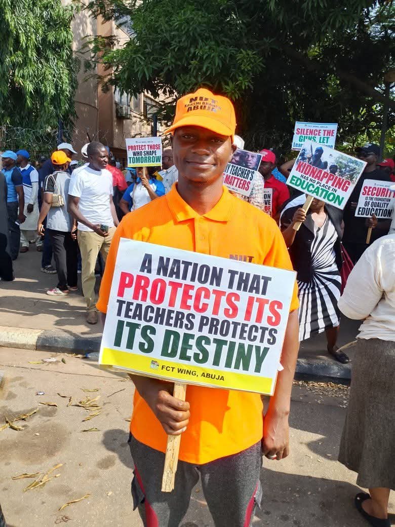 NUT Protest Kidnapped Children