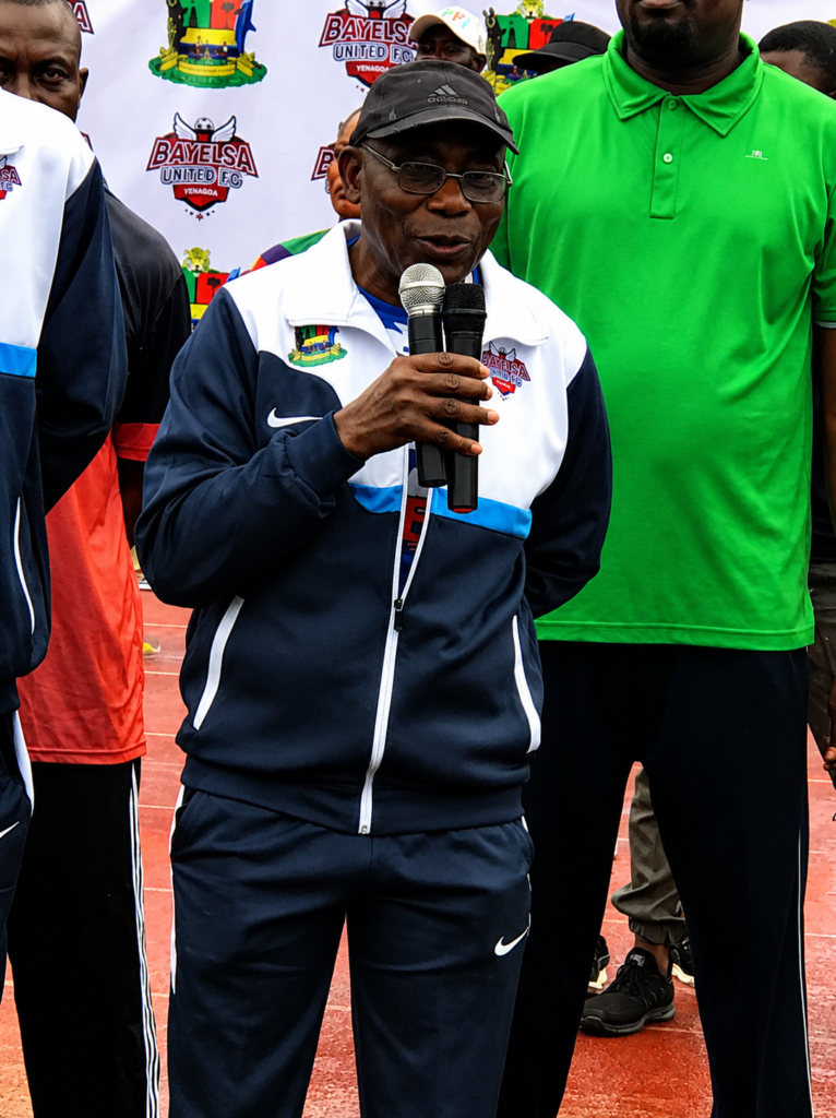 Dr.Singabele
